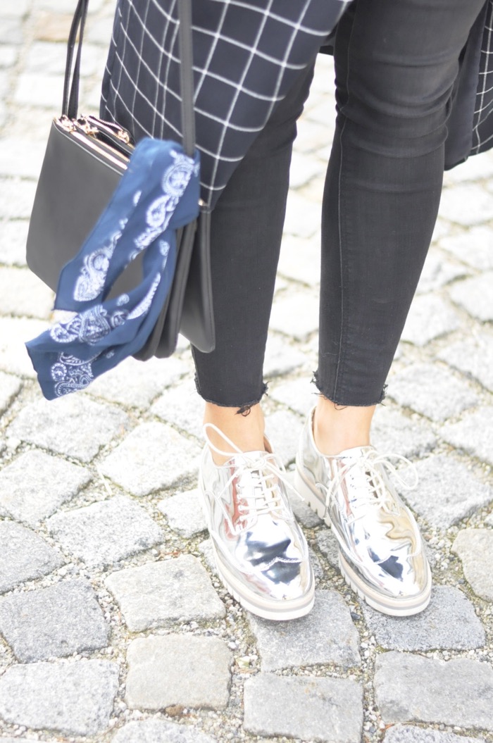 Navy Long Jacket + Black Jeans + Silver Oxford Shoes