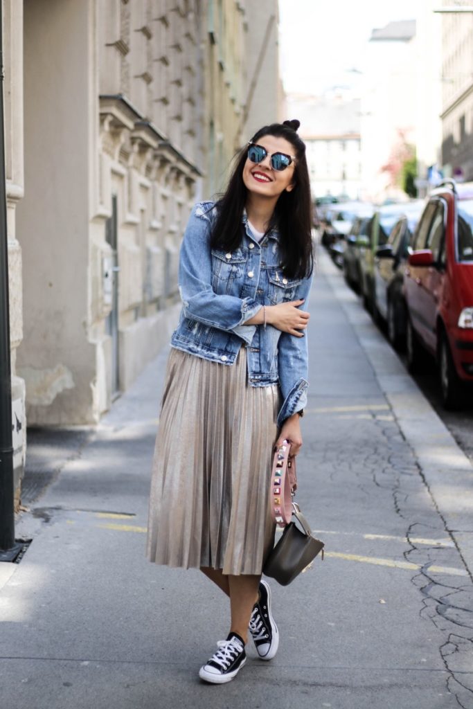 Metallic Pleated Skirt and Denim Jacket - Fashionnes